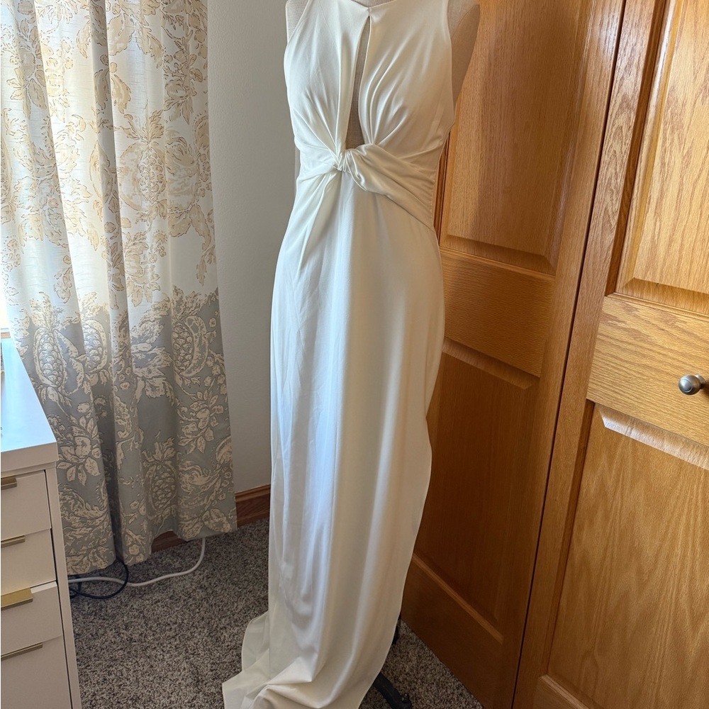 Halston Heritage Ivory Garment